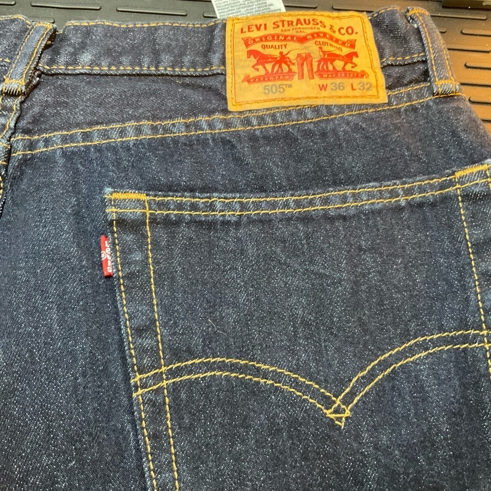 New, 505™ REGULAR FIT MEN'S JEANS, Size 36 x 32, Dark Wash, No Stretch - Picture 8 of 8